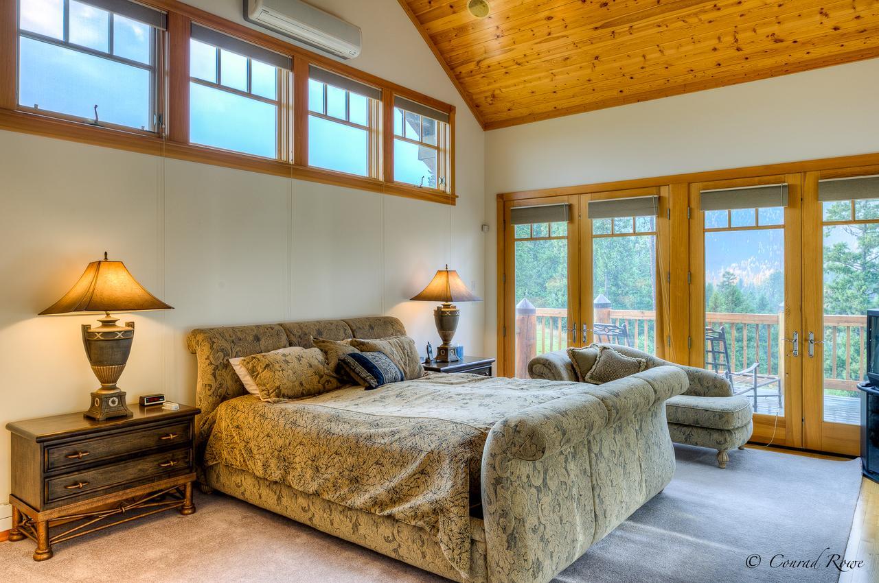 The Lodge At Trout Creek Bed And Breakfast Εξωτερικό φωτογραφία