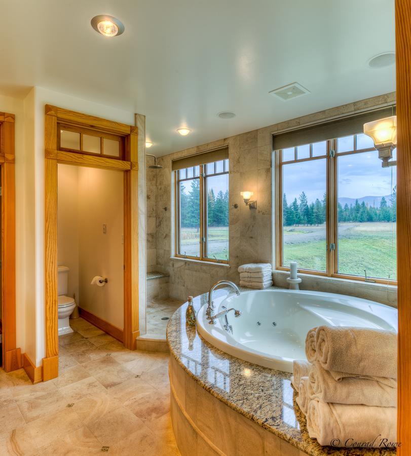 The Lodge At Trout Creek Bed And Breakfast Εξωτερικό φωτογραφία