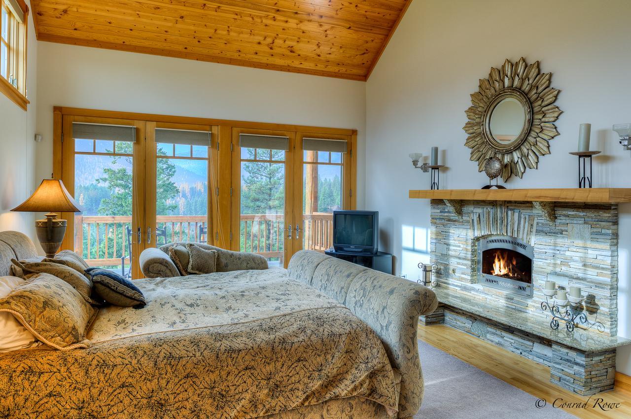 The Lodge At Trout Creek Bed And Breakfast Εξωτερικό φωτογραφία