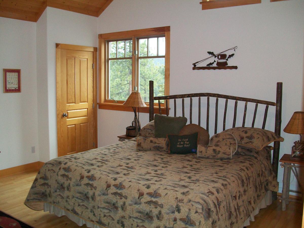 The Lodge At Trout Creek Bed And Breakfast Εξωτερικό φωτογραφία