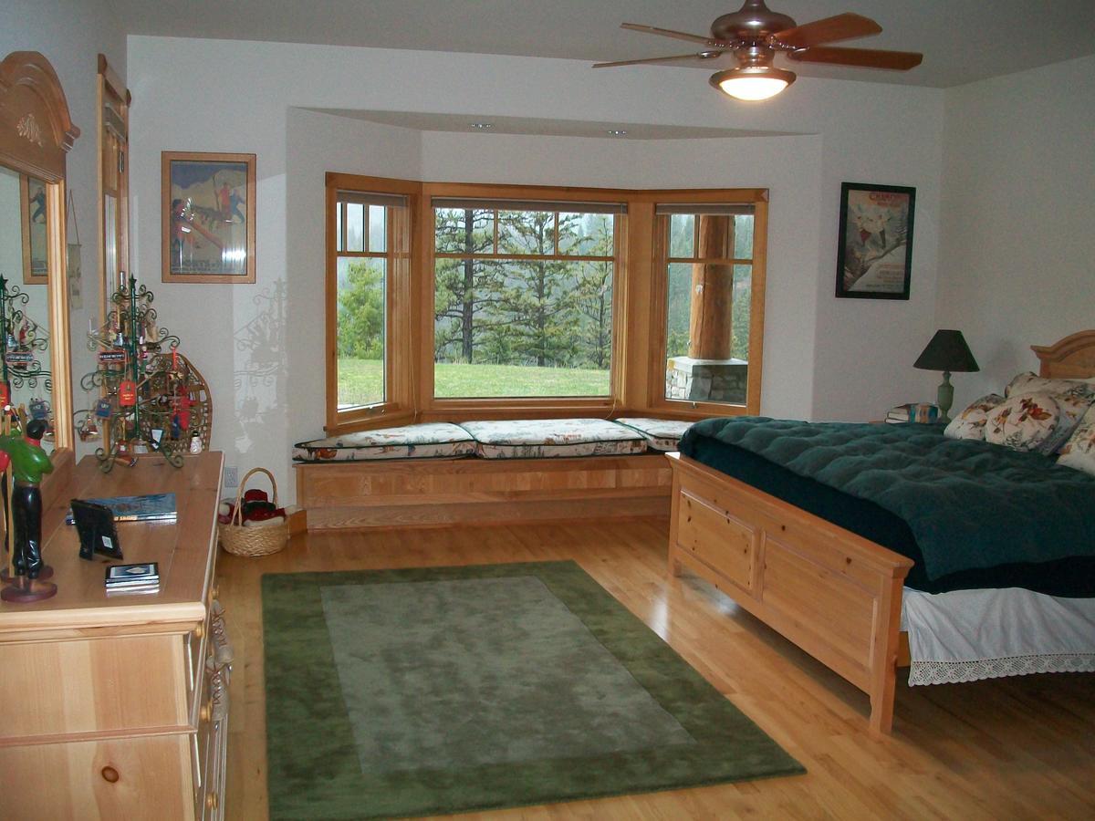 The Lodge At Trout Creek Bed And Breakfast Εξωτερικό φωτογραφία
